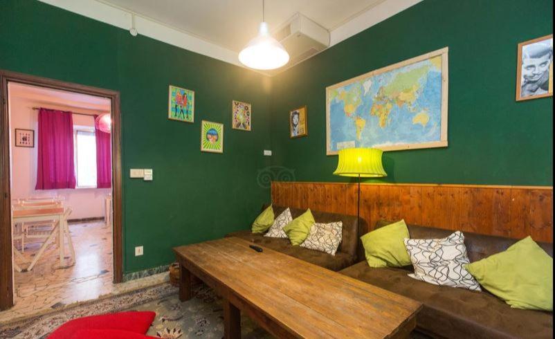 Sunflower City Student Hostel & Bar Rimini Ngoại thất bức ảnh