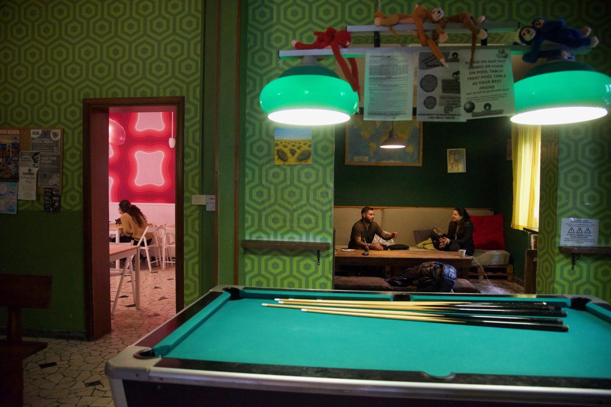 Sunflower City Student Hostel & Bar Rimini Ngoại thất bức ảnh
